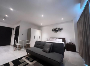 The signature premium studio (2)